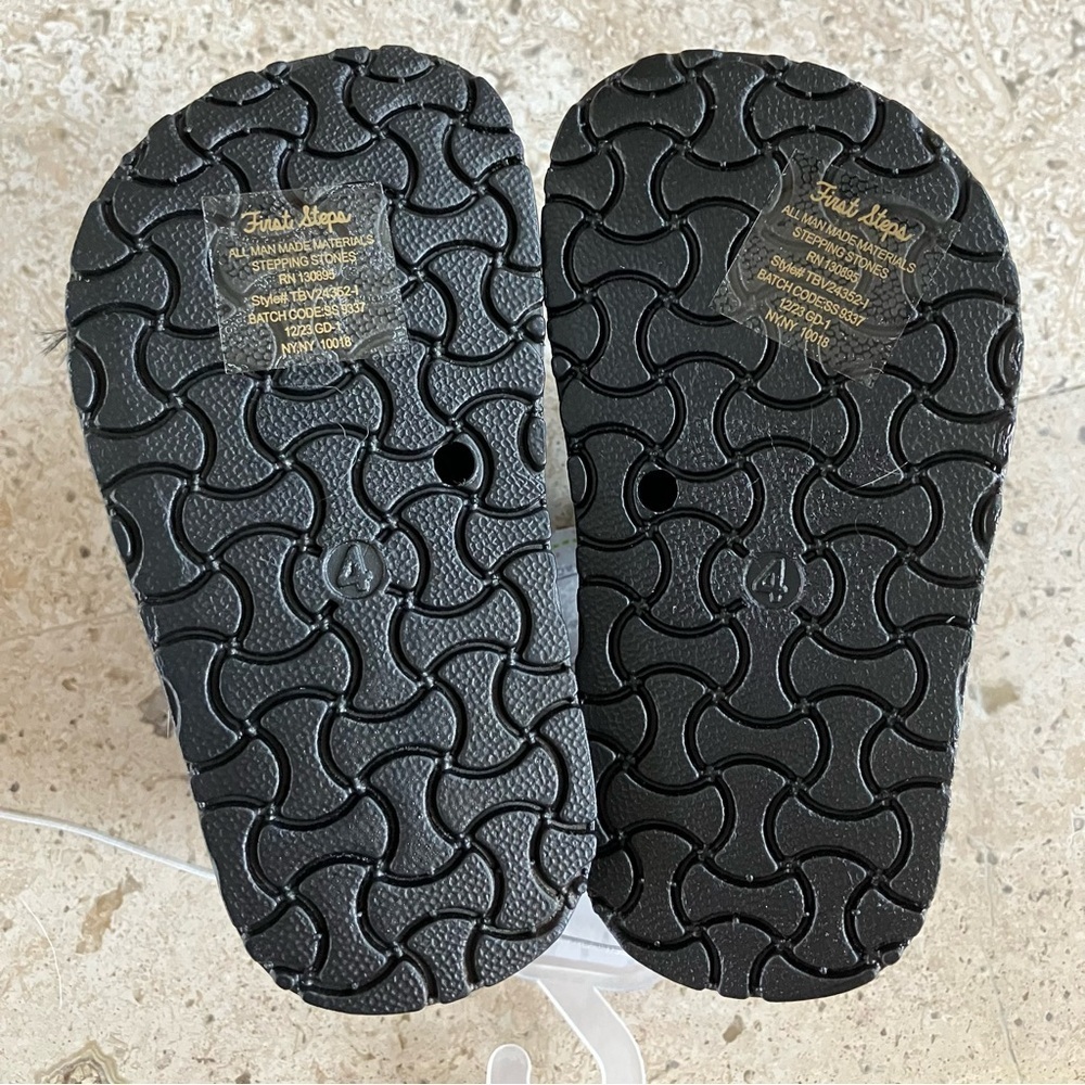 NWT FIRST steps By Stepping Stones Faux Leather & Buckle, Velcro Black Sandals 4 - Picture 4 of 6